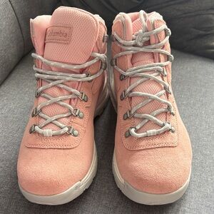 NWOT/box - Columbia Women's Pink Winter Boots